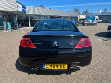 Peugeot 407